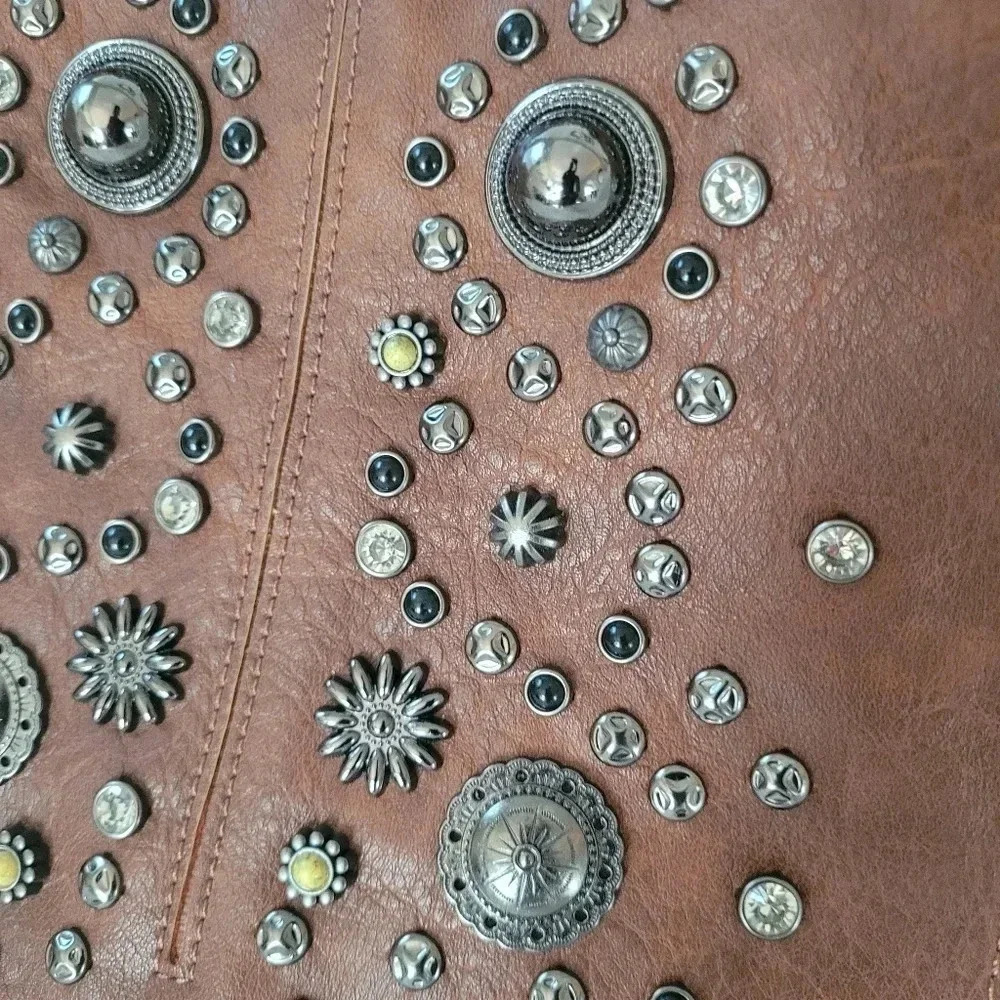 Cognac brown large Hobo studded flap rustic western cowgirl crossbody purse bag - Picture 2 of 14